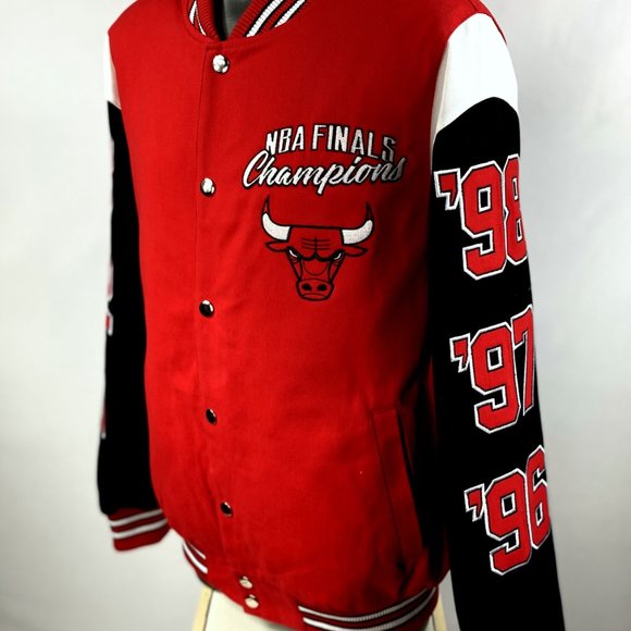 CHICAGO BULLS 6 TIME NBA FINALS COTTON CHAMPIONSHIP JACKET   M L XL 2X - Picture 4 of 7
